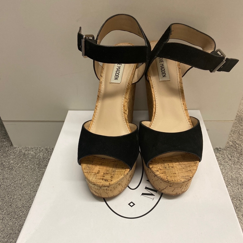 STEVE MADDEN Leighton Black Suede Platform Shoes 8